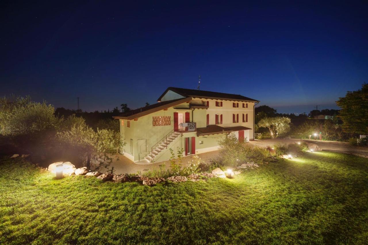 Bed and Breakfast Residenza Vesentini Pastrengo Exterior foto