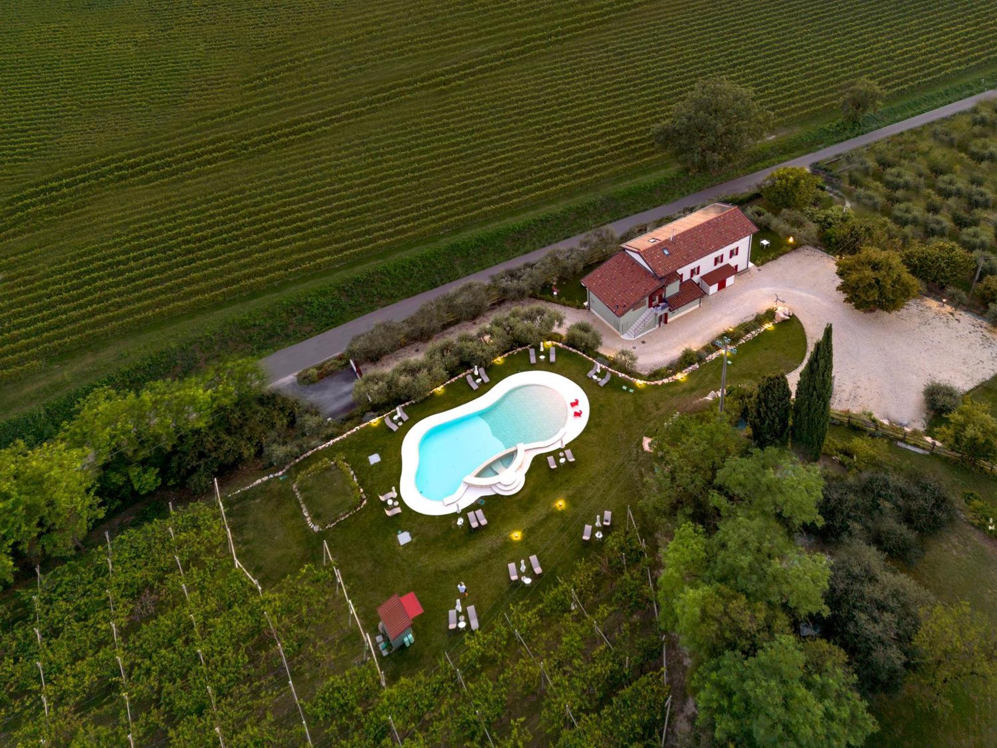 Bed and Breakfast Residenza Vesentini Pastrengo Exterior foto