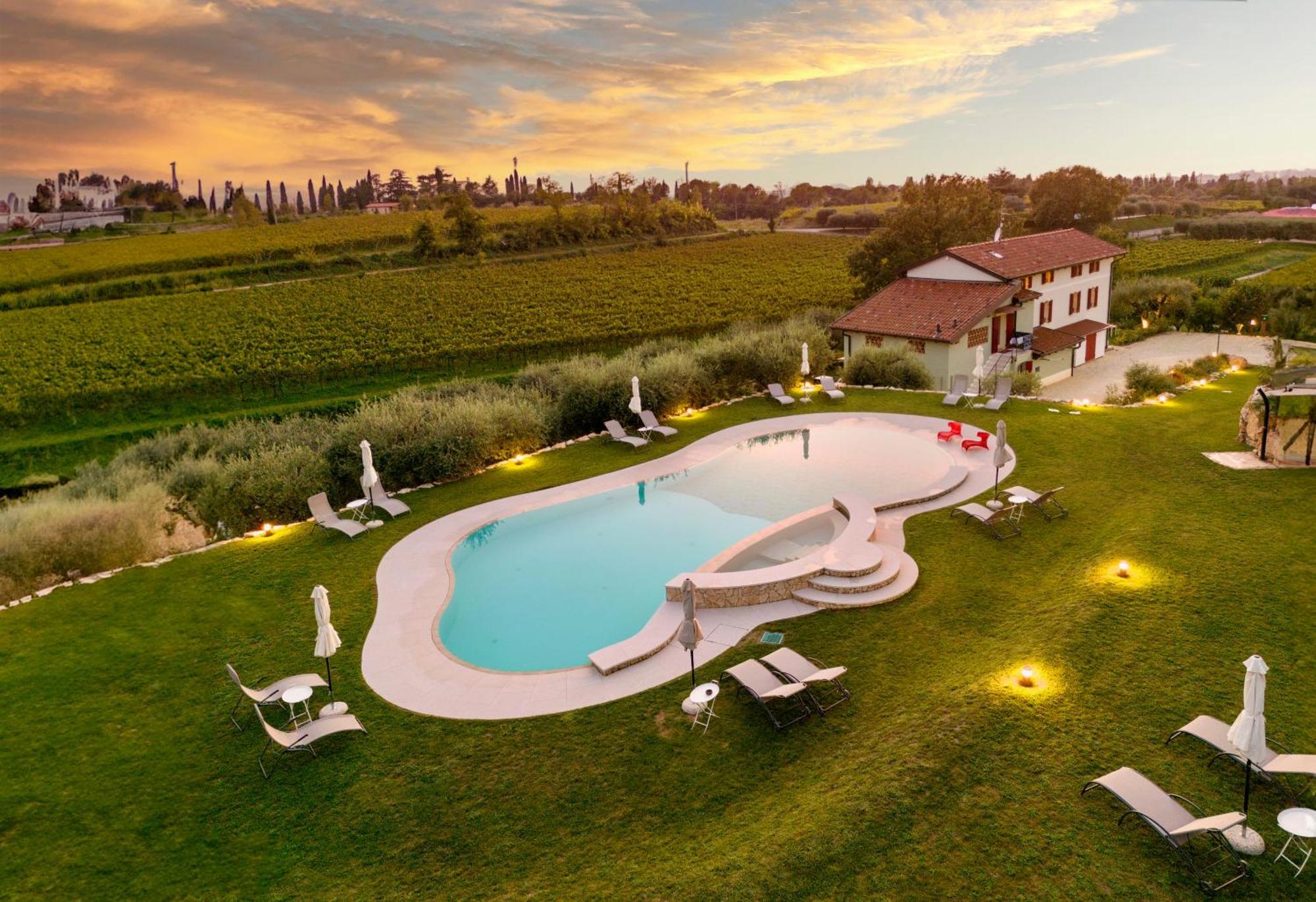 Bed and Breakfast Residenza Vesentini Pastrengo Exterior foto
